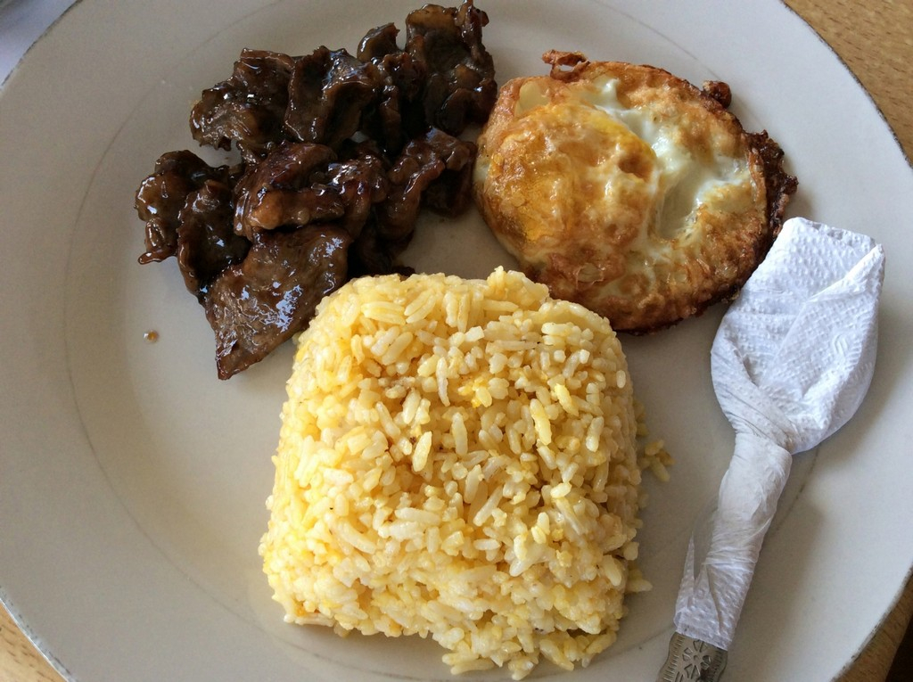 Enjoy a Typical Filipino Breakfast Meal